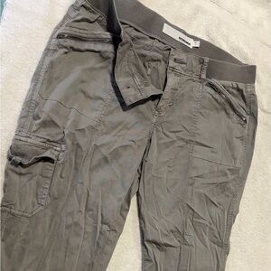 Women’s Sonoma size 12 cargo pants